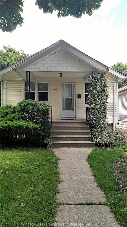 751-randolph-windsor-ontario-26015327