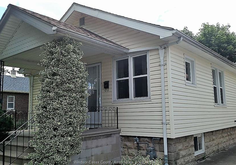 751-randolph-windsor-ontario-26015327