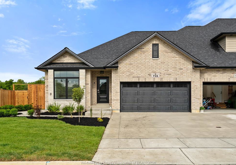 715-elliot-point-road-amherstburg-ontario-26015332