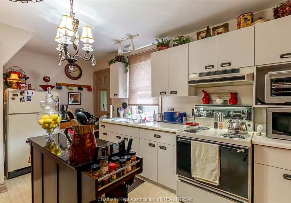 374-king-street-west-chatham-ontario-26015343