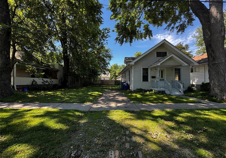 377-chappell-windsor-ontario-26015350