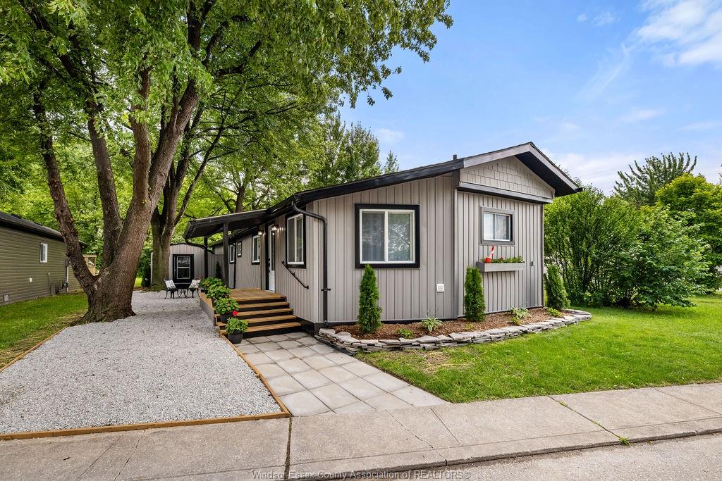 162-michael-drive-lakeshore-ontario-26015352