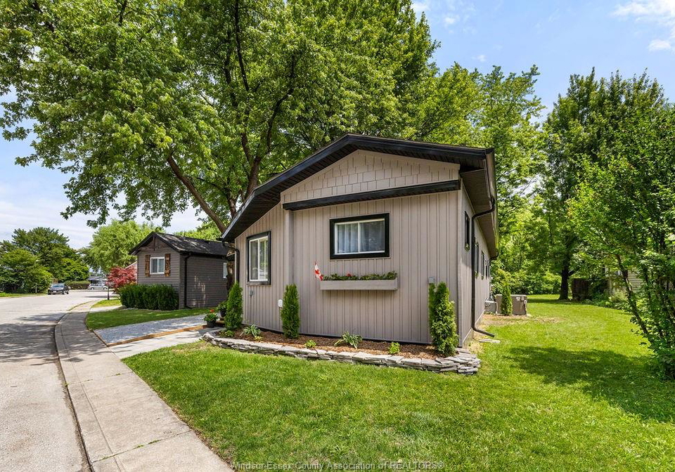 162-michael-drive-lakeshore-ontario-26015352