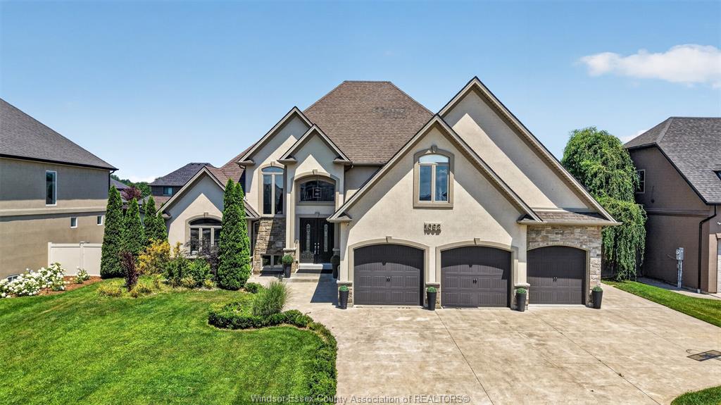 1092-regency-crescent-lakeshore-ontario-26015355