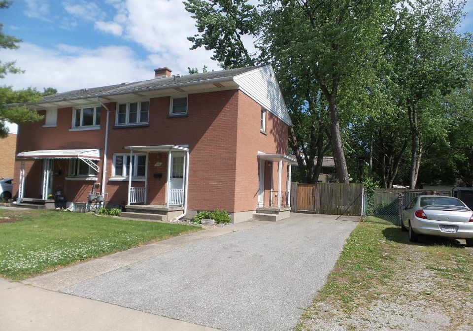 2163-college-avenue-windsor-ontario-26015372