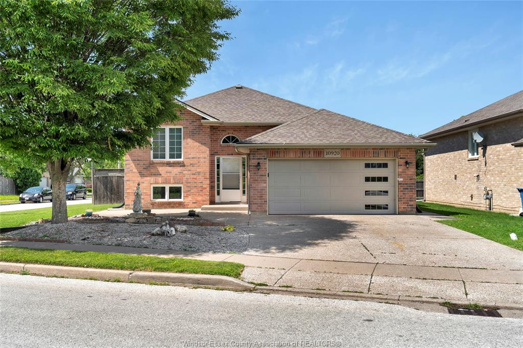 10920-springhollow-drive-windsor-ontario-26015378