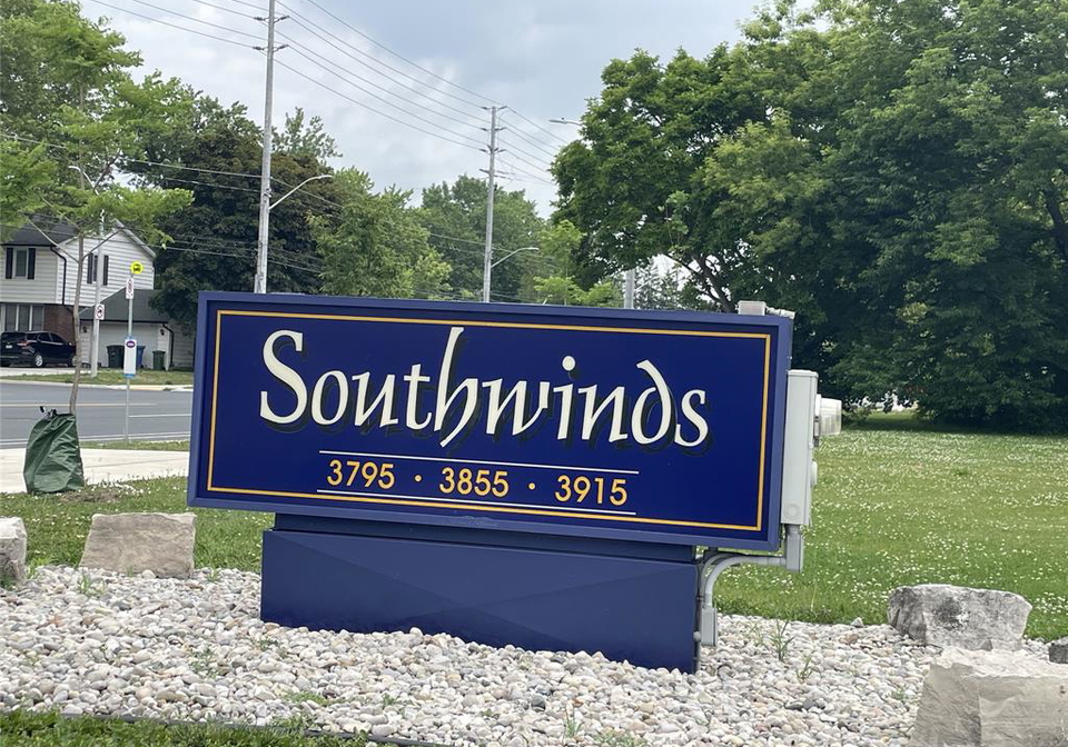 3855-southwinds-drive-windsor-ontario-26015382