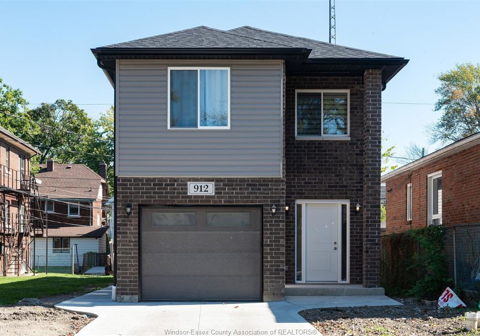 912-hall-avenue-windsor-ontario-26015395