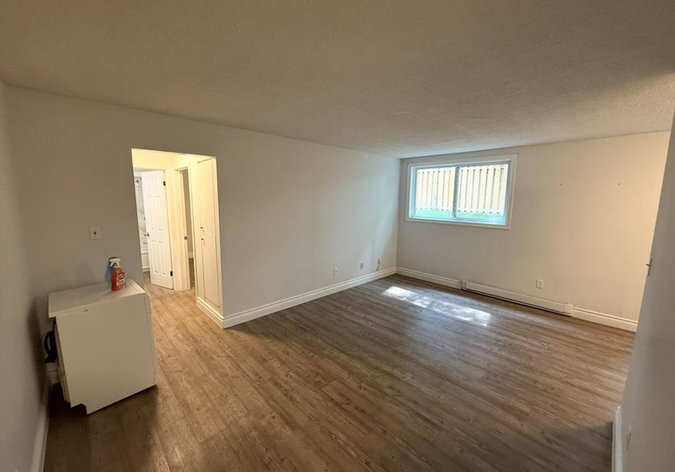 89-sheldon-avenue-chatham-ontario-26015421
