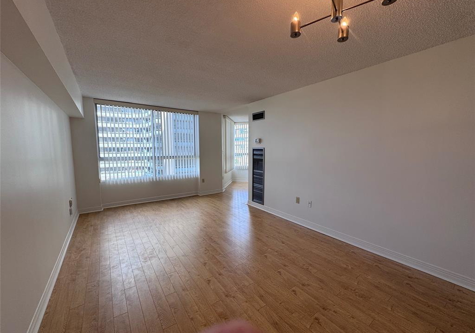 75-riverside-drive-east-windsor-ontario-26015443