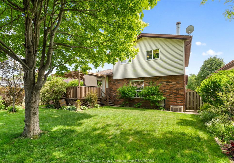 29-alderton-street-leamington-ontario-26015461