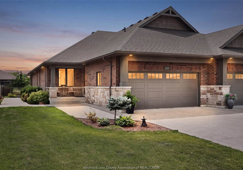 1173-kassas-street-lasalle-ontario-26015466