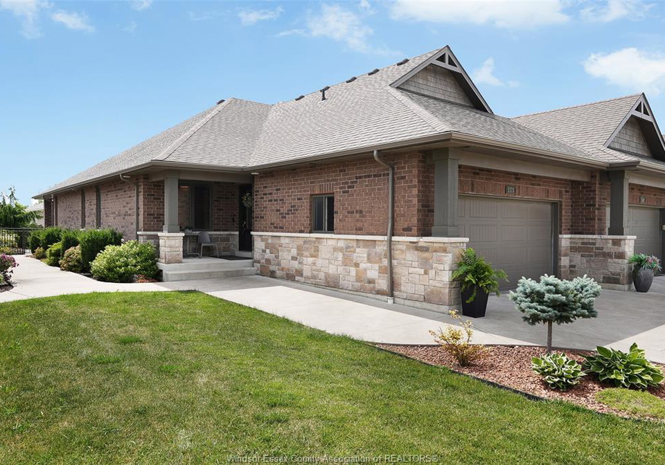 1173-kassas-street-lasalle-ontario-26015466