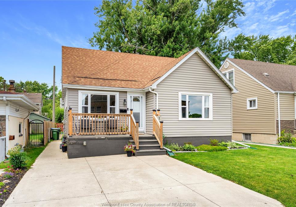 1987-olive-road-windsor-ontario-26015475
