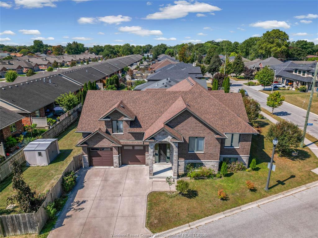 498-sacred-heart-drive-lasalle-ontario-26015502