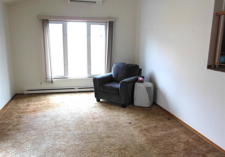 1262-cottage-windsor-ontario-26015508