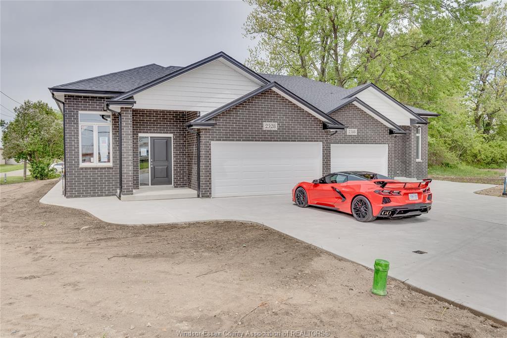 130-angelo-avenue-lasalle-ontario-26015512