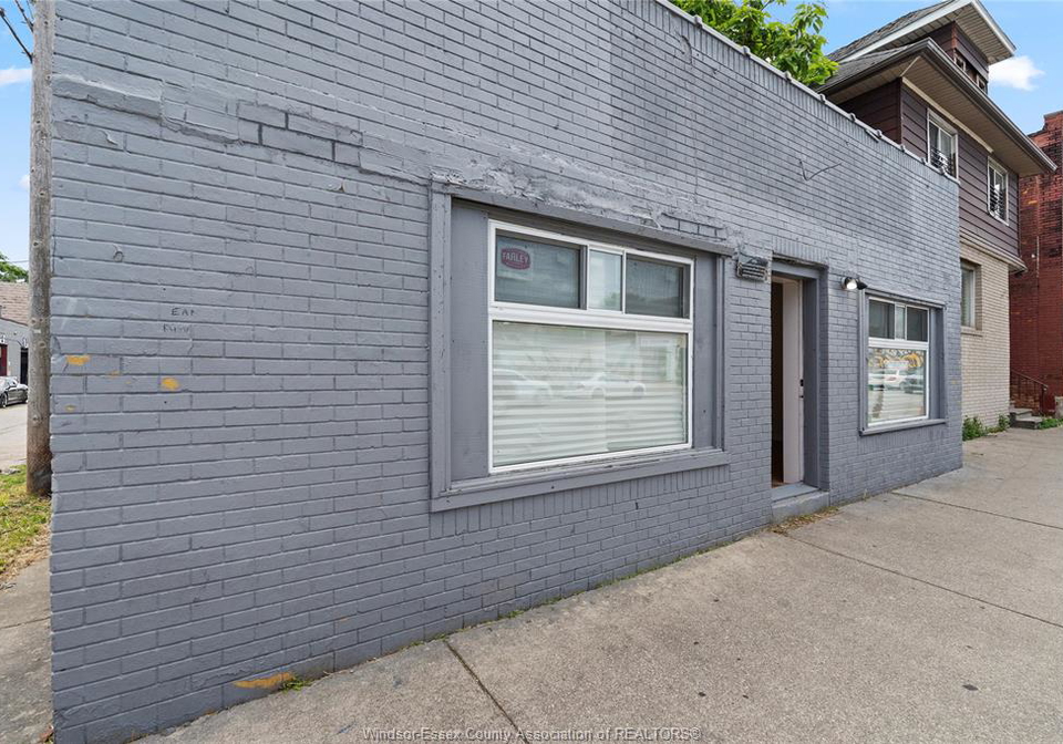 939-wyandotte-street-east-windsor-ontario-26015519