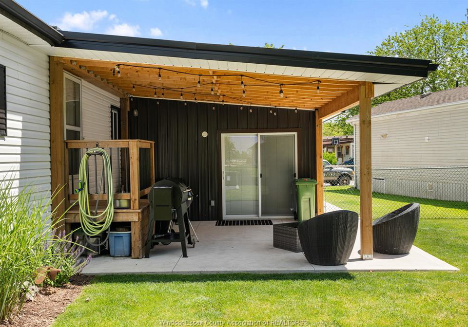31-dana-drive-essex-ontario-26015554