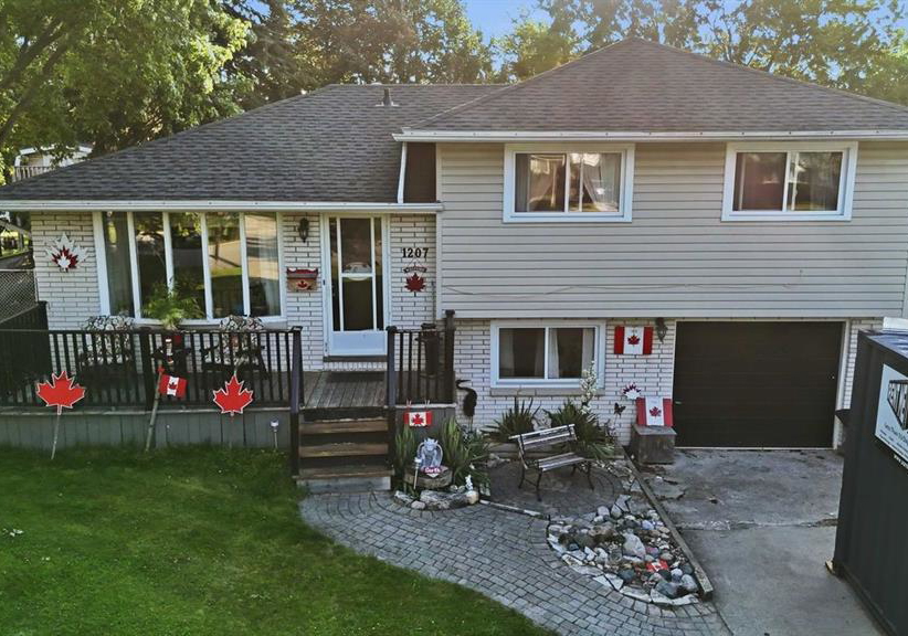 1207-echo-road-sarnia-ontario-26015555