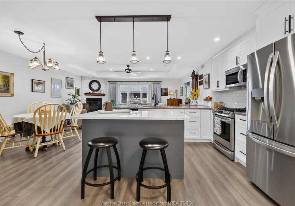 1175-copeland-windsor-ontario-26015557