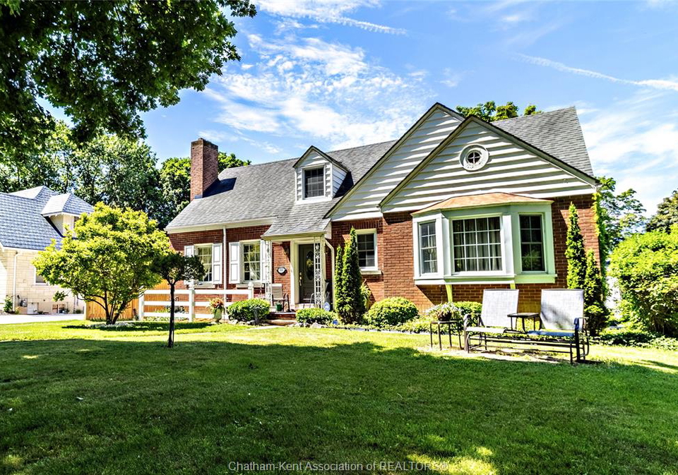 310-victoria-avenue-chatham-ontario-26015564