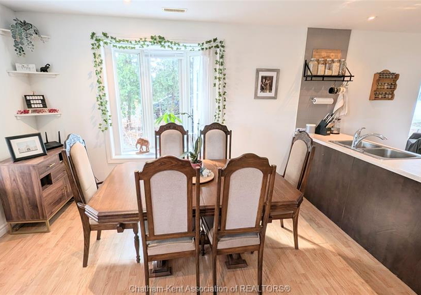 164-trerice-street-east-dresden-ontario-26015573