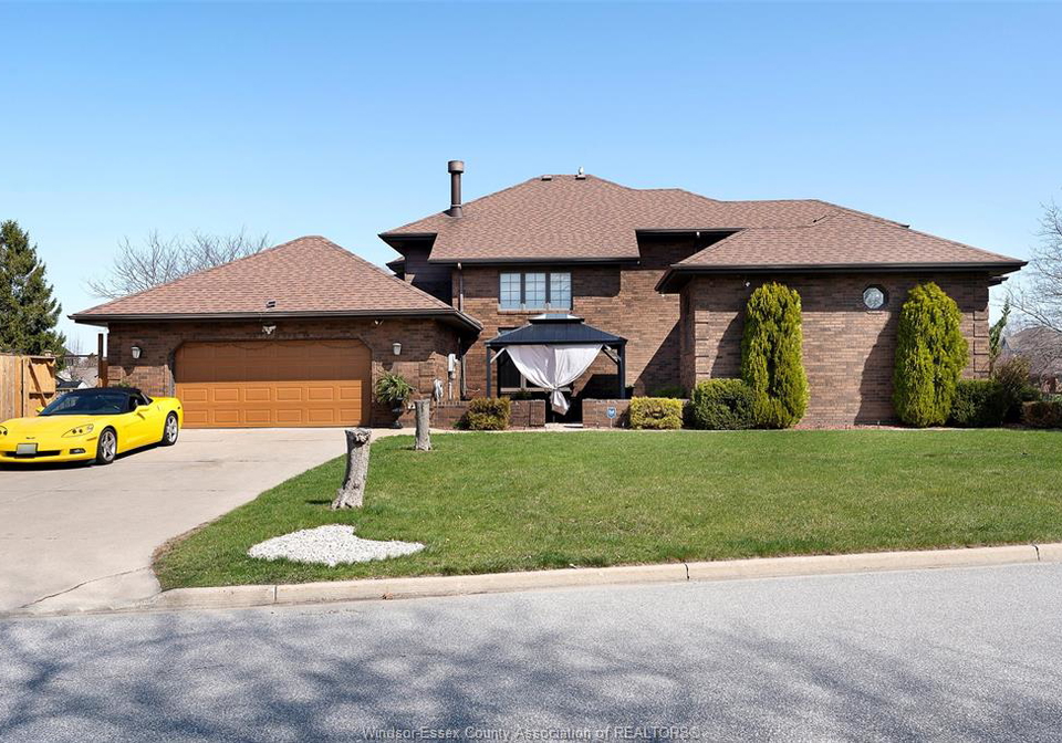172-pointe-west-drive-amherstburg-ontario-26015609