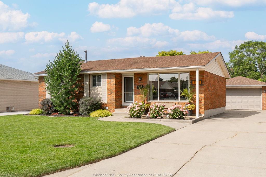 3188-harmony-windsor-ontario-26015616