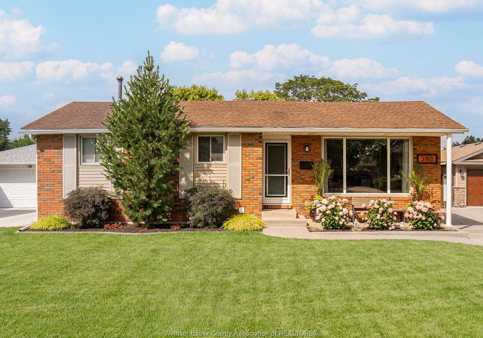 3188-harmony-windsor-ontario-26015616