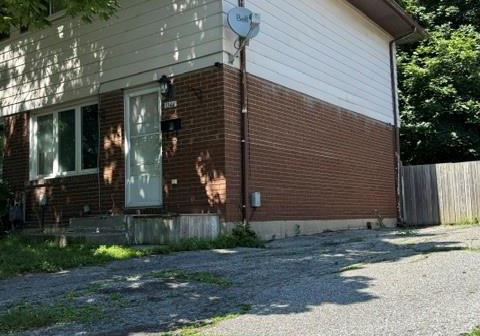 1566-curry-avenue-windsor-ontario-26015620