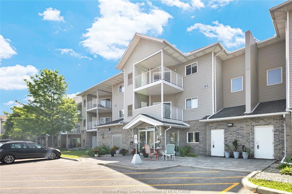 1390-lauzon-rd-windsor-ontario-26015627