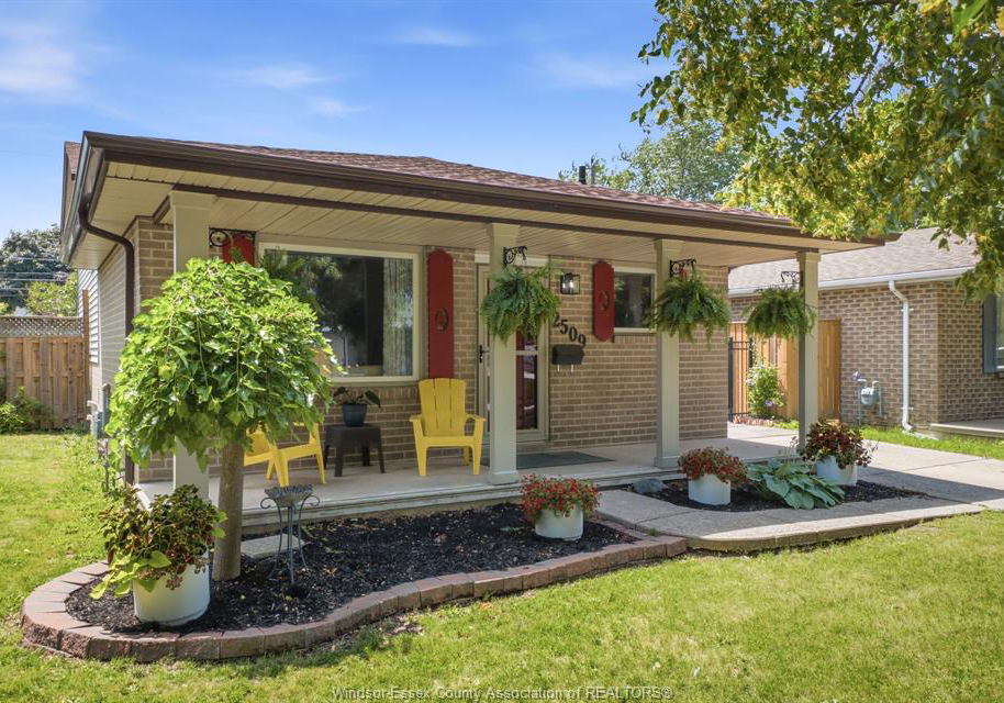 2509-ellrose-windsor-ontario-26015644
