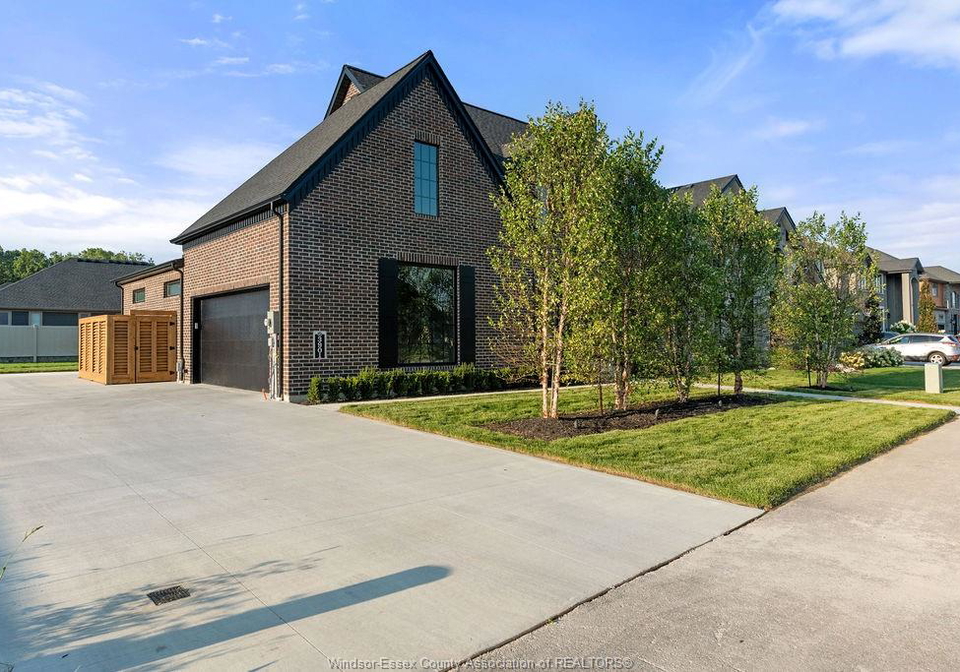 3901-lasalle-woods-lasalle-ontario-26015651