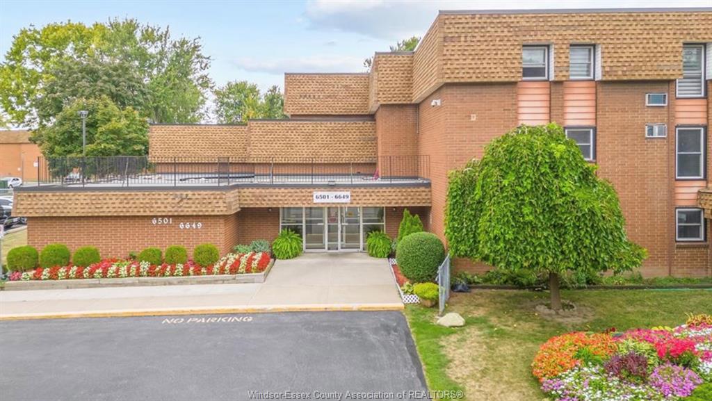 6563-thornberry-windsor-ontario-26015666