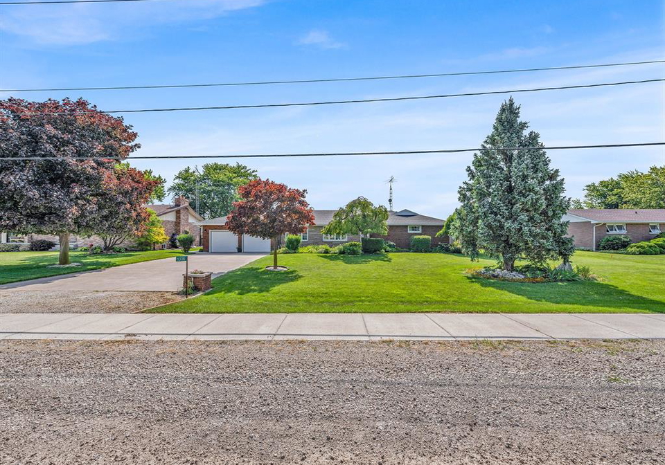 1336-county-31-road-lakeshore-ontario-26015677