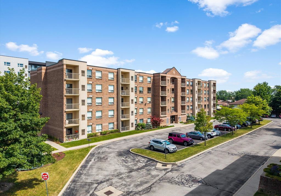 8335-wyandotte-street-east-windsor-ontario-26015682