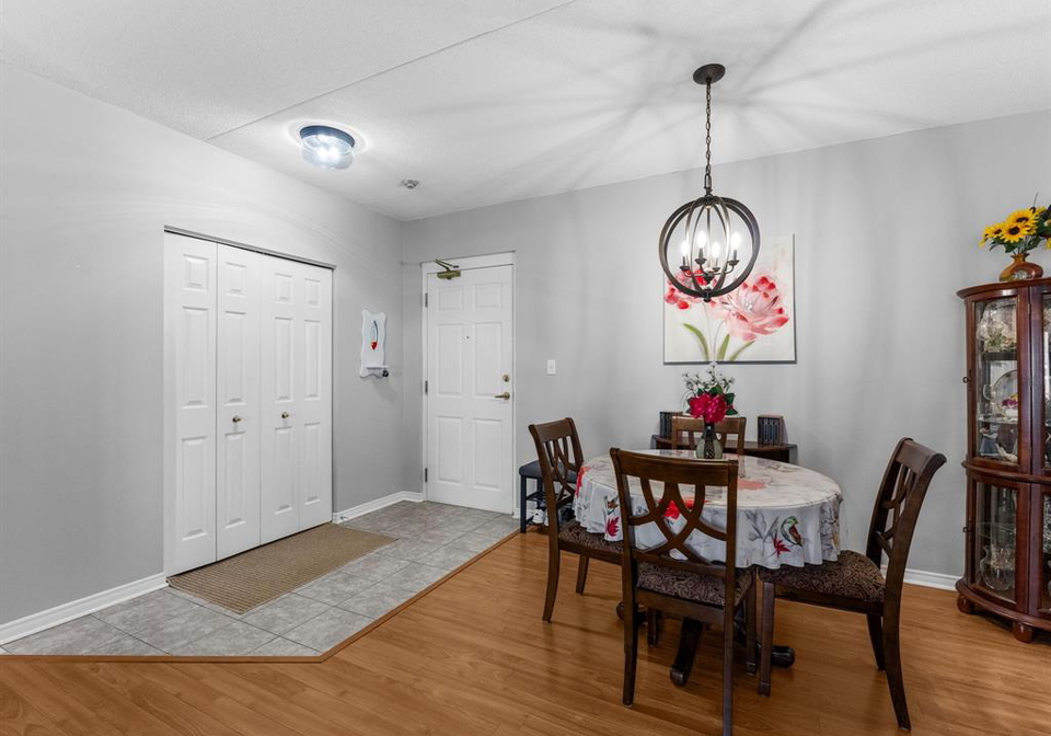8335-wyandotte-street-east-windsor-ontario-26015682