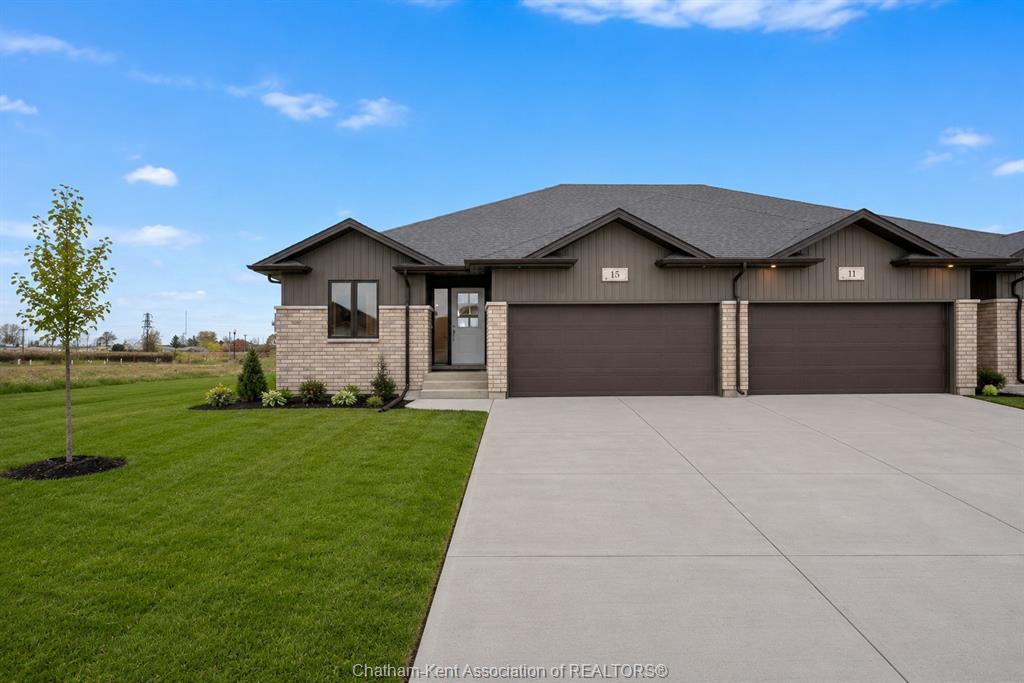 8-cornerstone-place-chatham-ontario-26015689