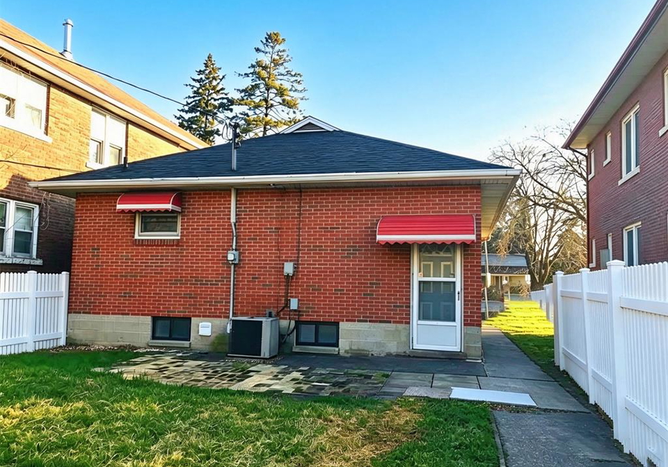 787-campbell-br-1-2-windsor-ontario-26015695