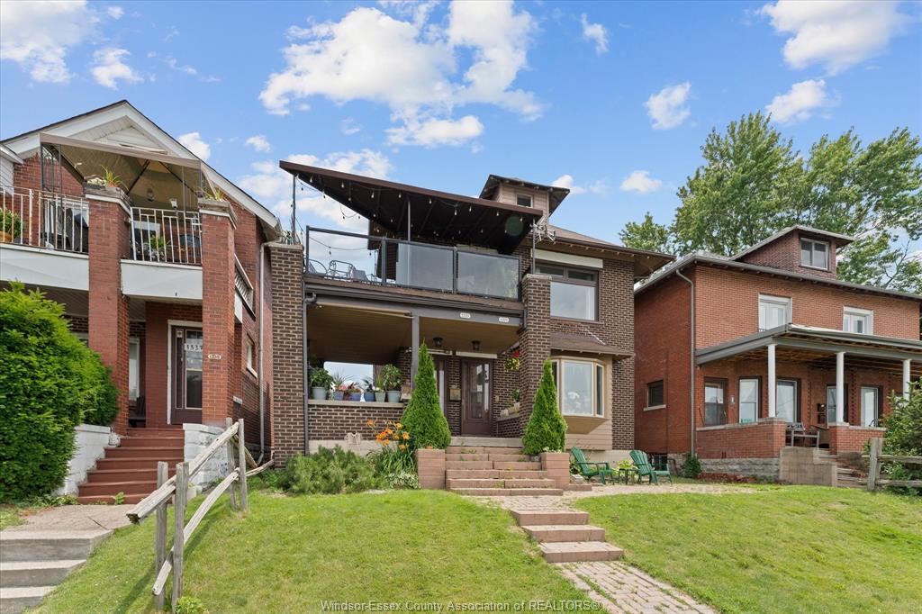 1331-riverside-drive-windsor-ontario-26015702