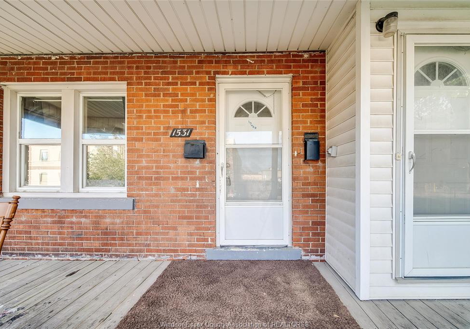 1531-windsor-avenue-windsor-ontario-26015711