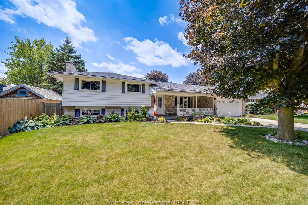 10-phyllis-avenue-chatham-ontario-26015715