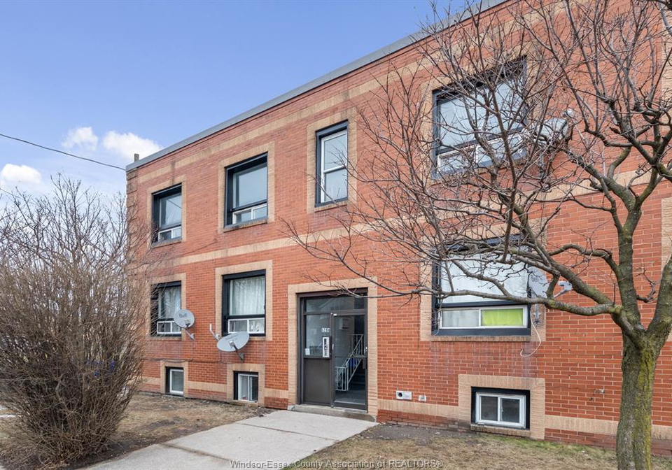 1292-parent-avenue-windsor-ontario-26015725