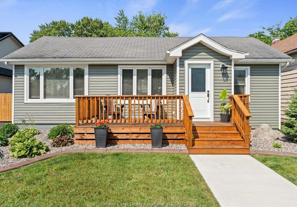 1009-william-street-tecumseh-ontario-26015727
