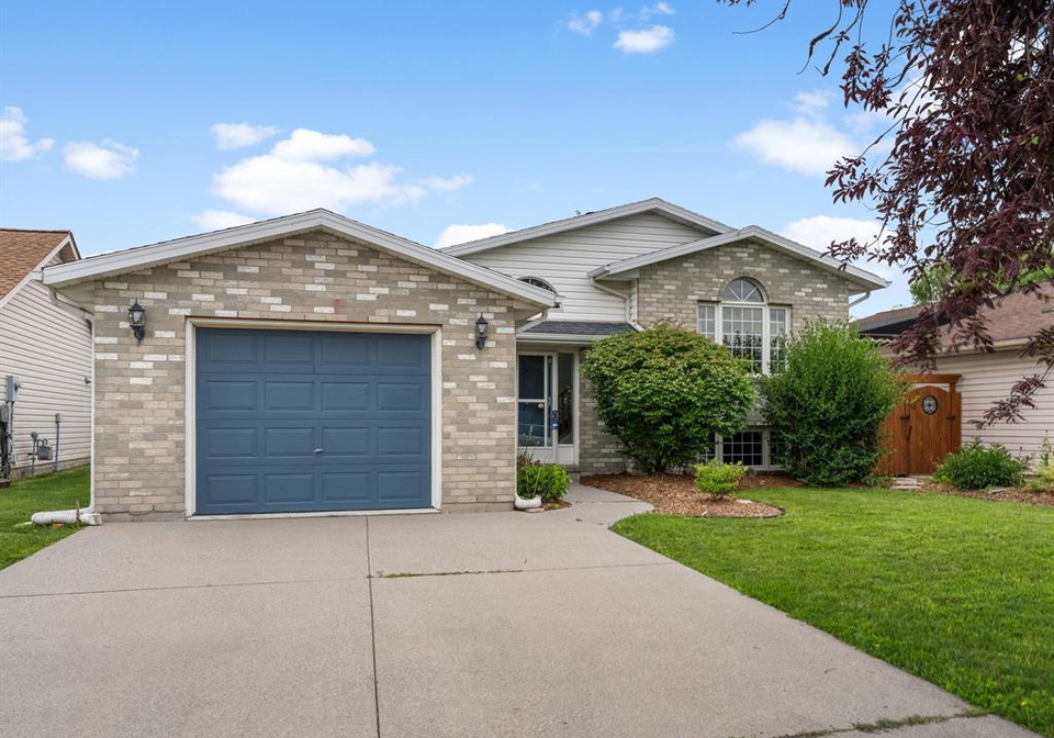 1553-blairwood-crescent-windsor-ontario-26015747