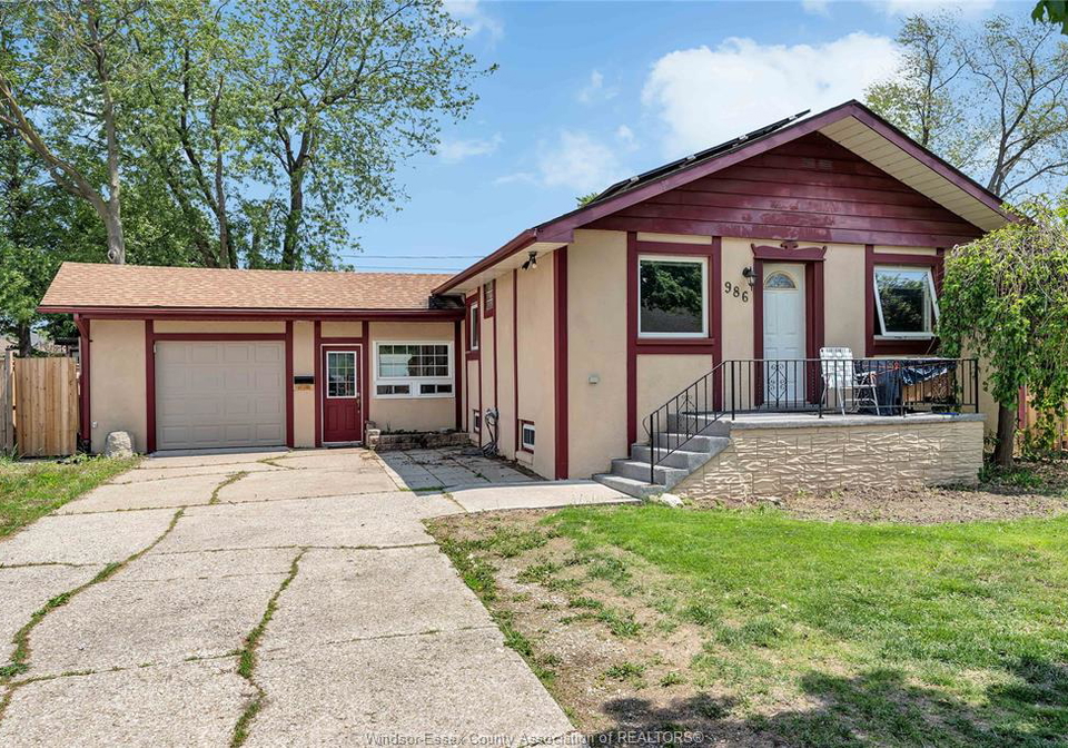 986-eastlawn-windsor-ontario-26015752