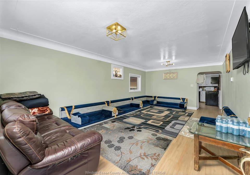986-eastlawn-windsor-ontario-26015752