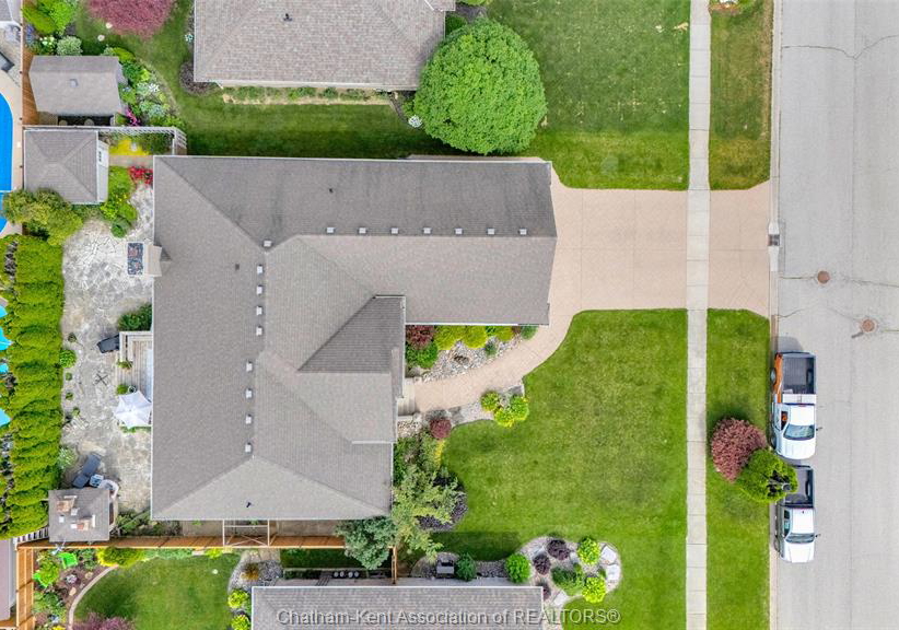95-henry-oway-chatham-ontario-26015766
