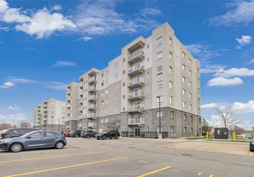 1611-banwell-road-windsor-ontario-26015768